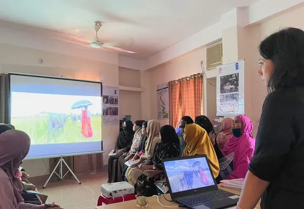 Capacity-Building Project on Seaside Jewelry at Cox's Bazar 7