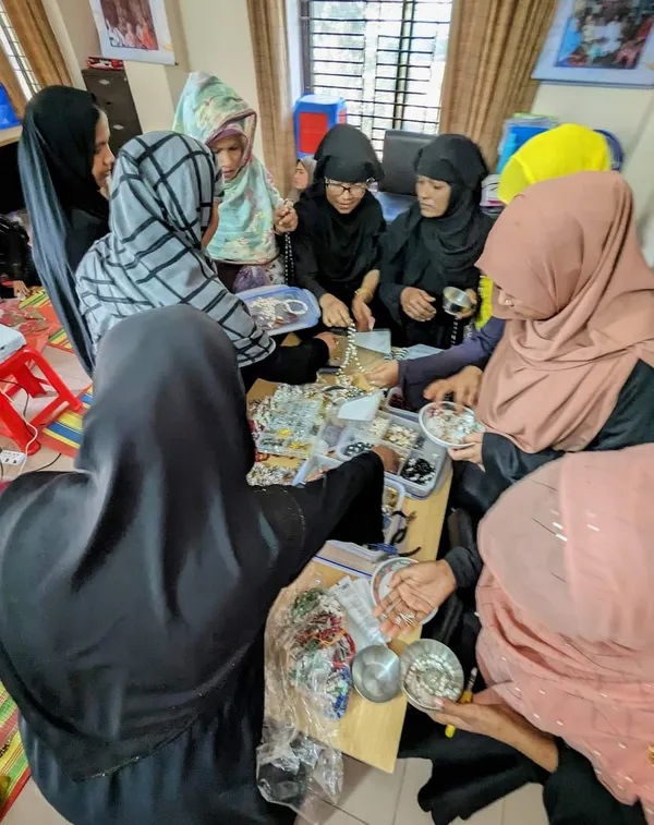 Capacity-Building Project on Seaside Jewelry at Cox's Bazar 9